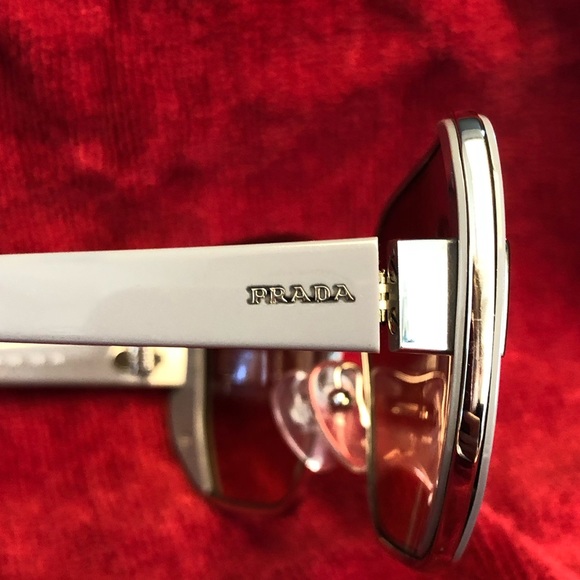!!!!PRADA!!!! EUC Limited time price - Picture 2 of 9